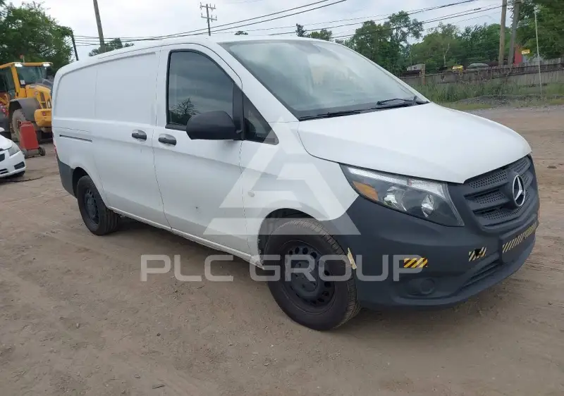 2019 Mercedes Benz METRIS photo