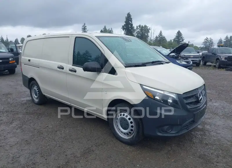 2019 Mercedes Benz METRIS photo
