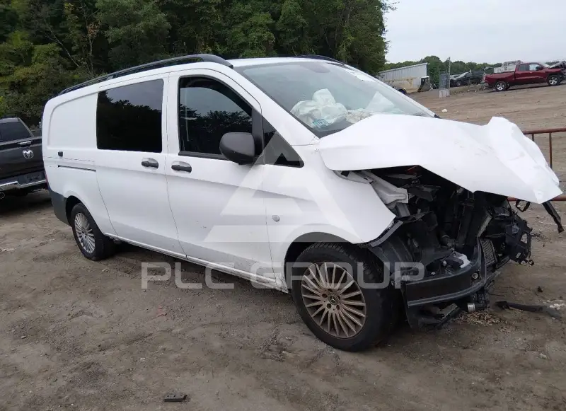 2019 Mercedes Benz METRIS photo
