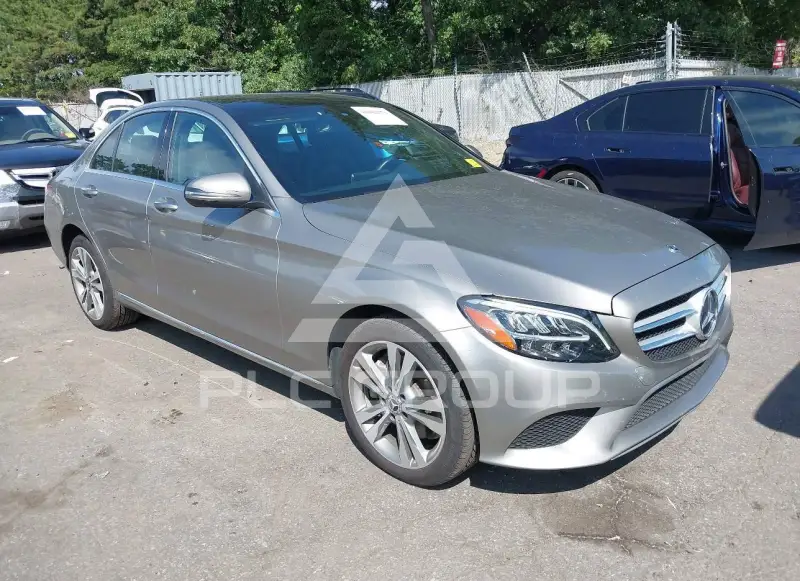 2019 Mercedes Benz C 300 фото