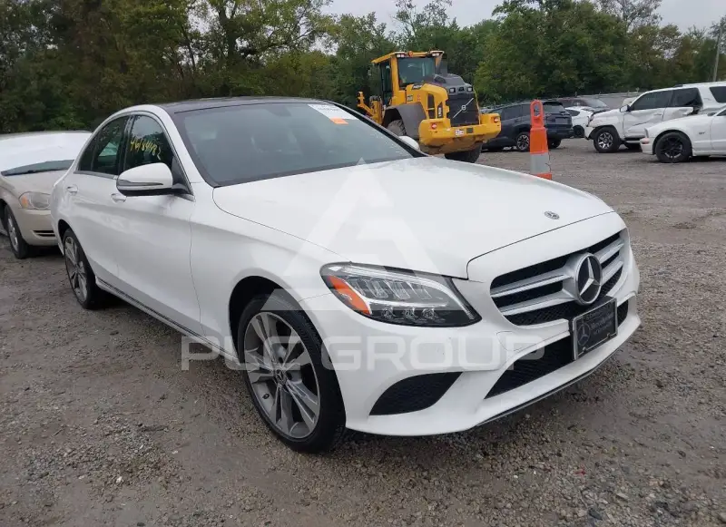 2019 Mercedes Benz C 300 фото