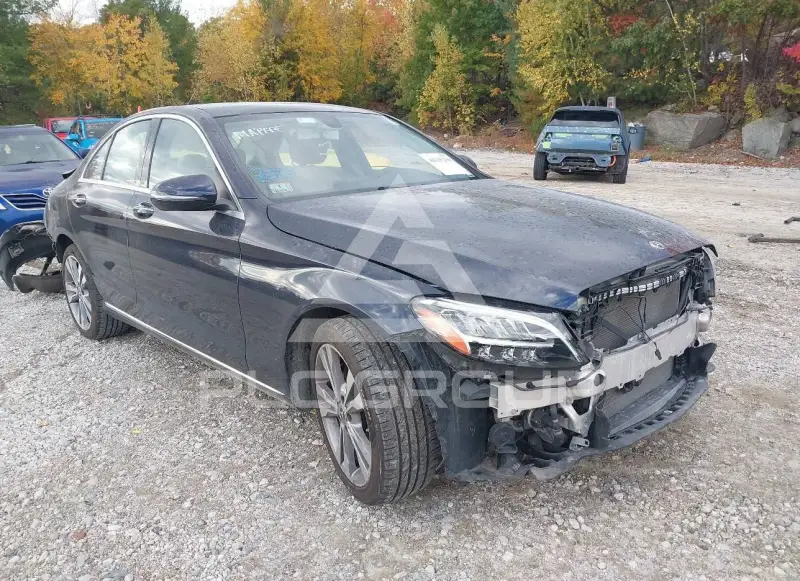 2019 Mercedes Benz C 300 фото