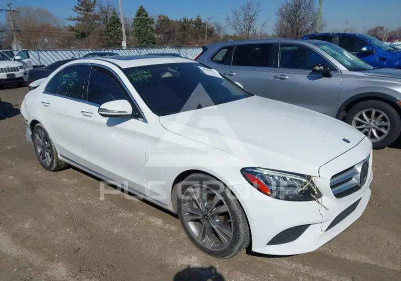 2019 Mercedes Benz C 300 photo