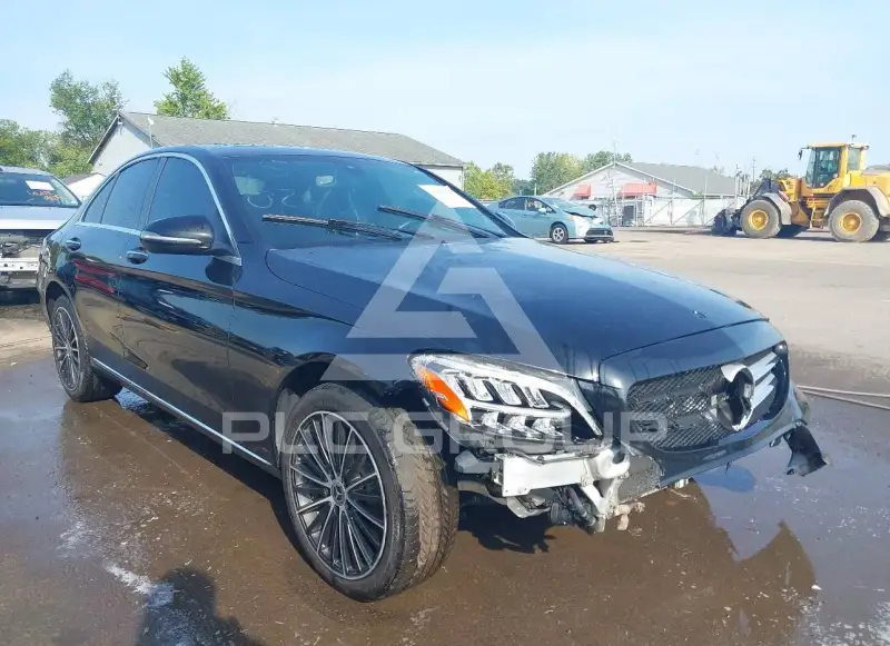 2019 Mercedes Benz C 300 photo