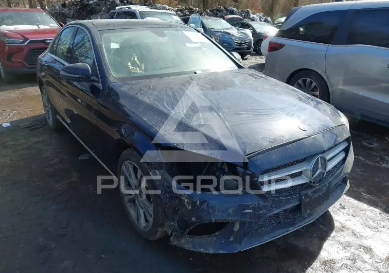 2019 Mercedes Benz C 300 фото