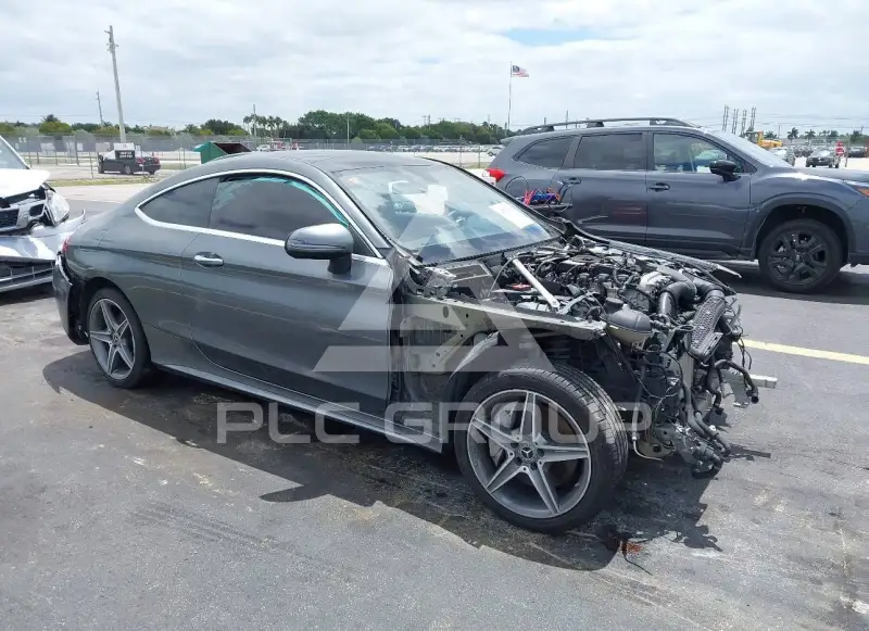 2019 Mercedes Benz C 300 фото