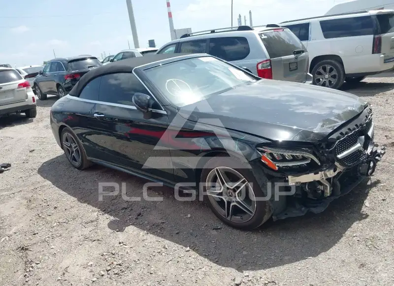 2019 Mercedes Benz C 300 фото