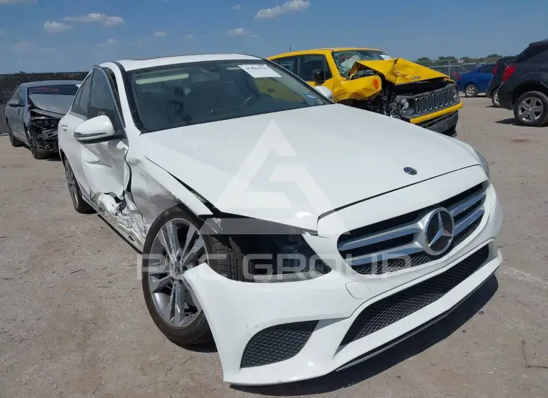 2019 Mercedes Benz C 300 photo