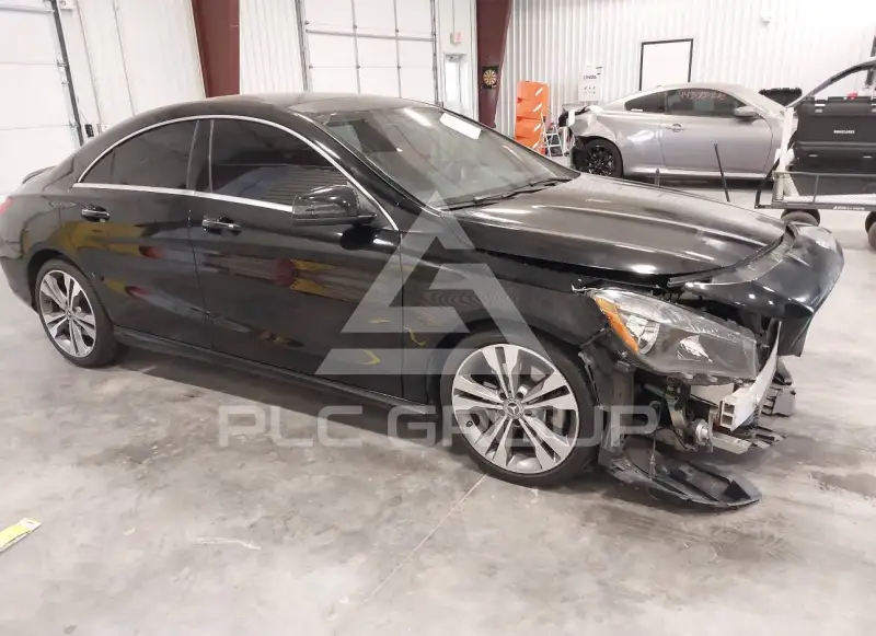 2019 Mercedes Benz CLA 250 фото