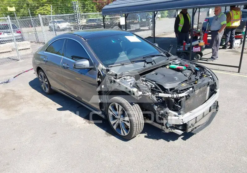 2019 Mercedes Benz CLA 250 фото