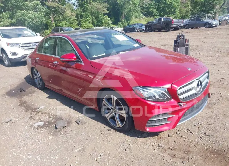 2019 Mercedes Benz E 300 photo