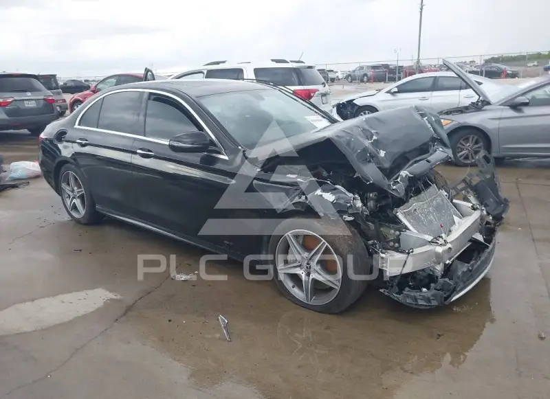 2019 Mercedes Benz E 300 фото