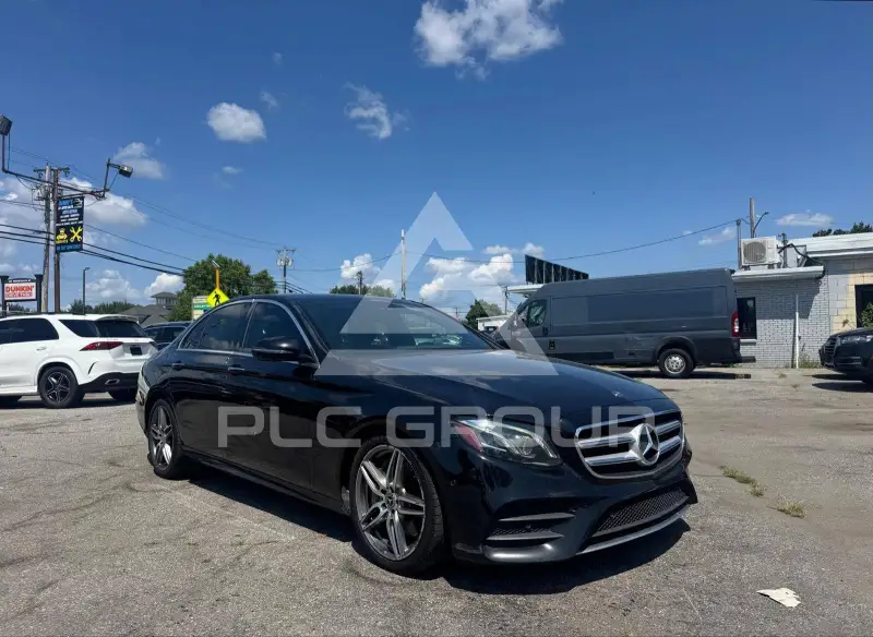 2019 Mercedes Benz E 300 фото