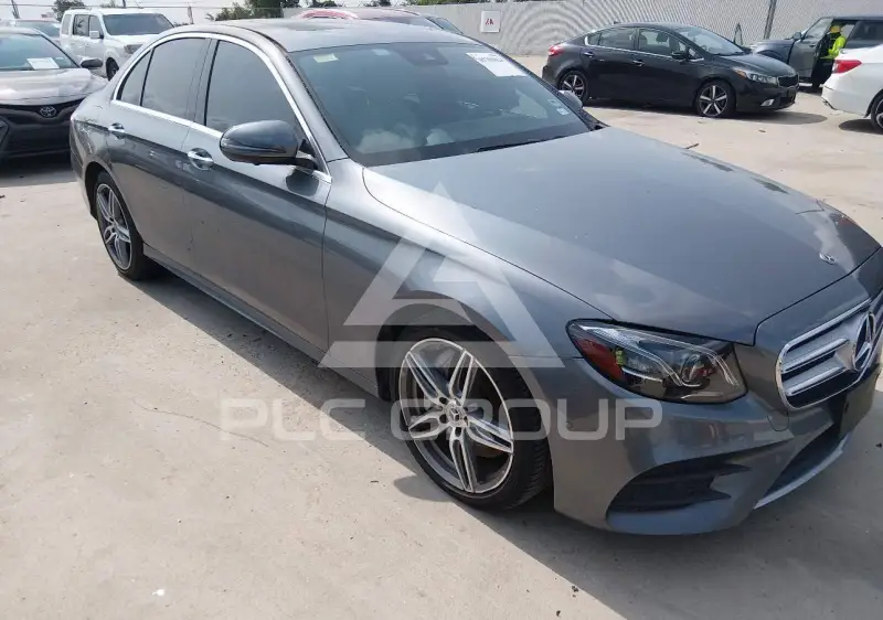 2019 Mercedes Benz E 300 photo