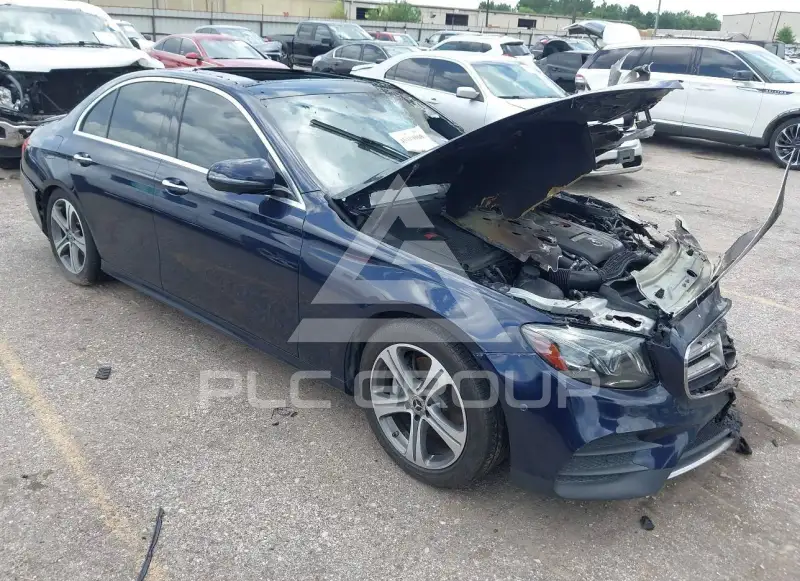 2019 Mercedes Benz E 300 photo