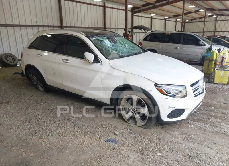2019 Mercedes Benz GLC 300 photo