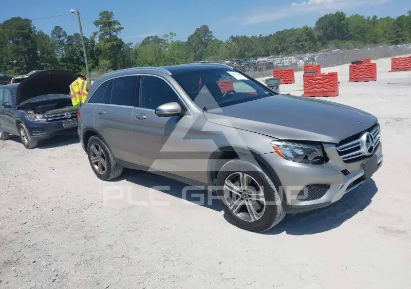 2019 Mercedes Benz GLC 300 фото