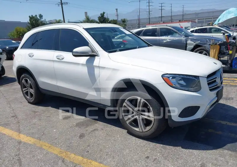 2019 Mercedes Benz GLC 300 фото