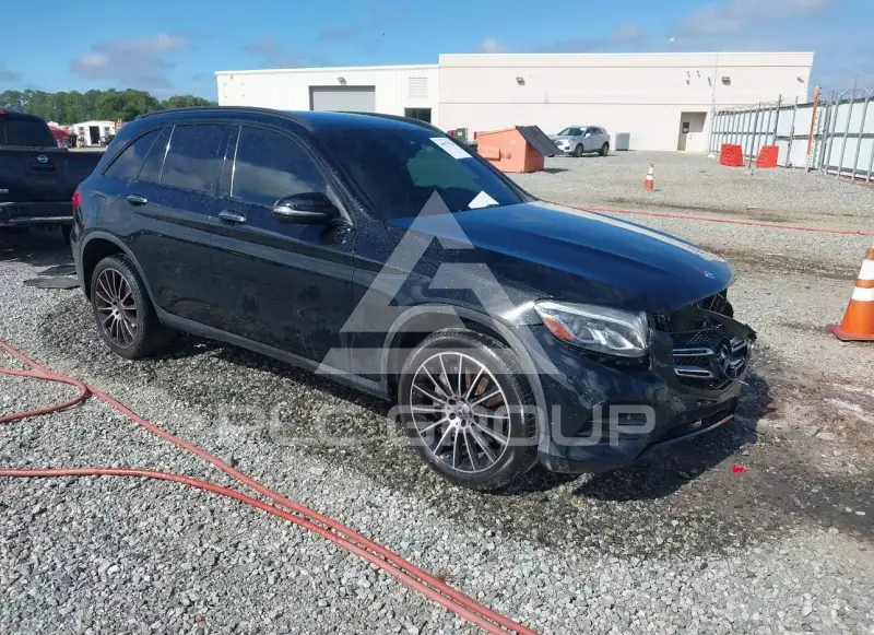 2019 Mercedes Benz GLC 300 фото