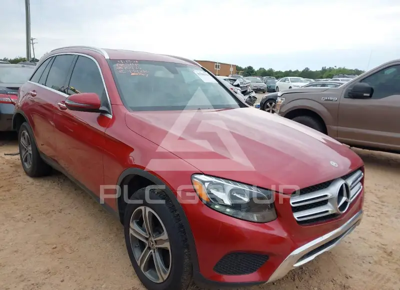 2019 Mercedes Benz GLC 300 фото