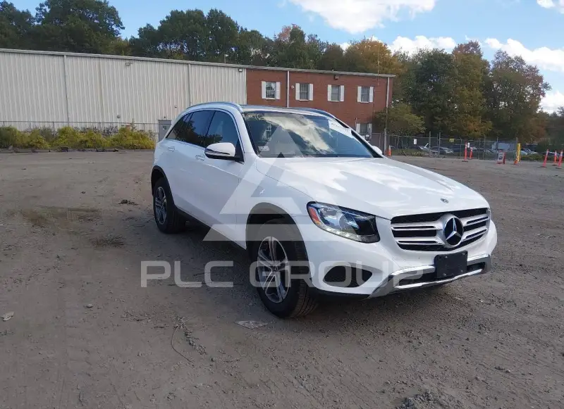 2019 Mercedes Benz GLC 300 фото