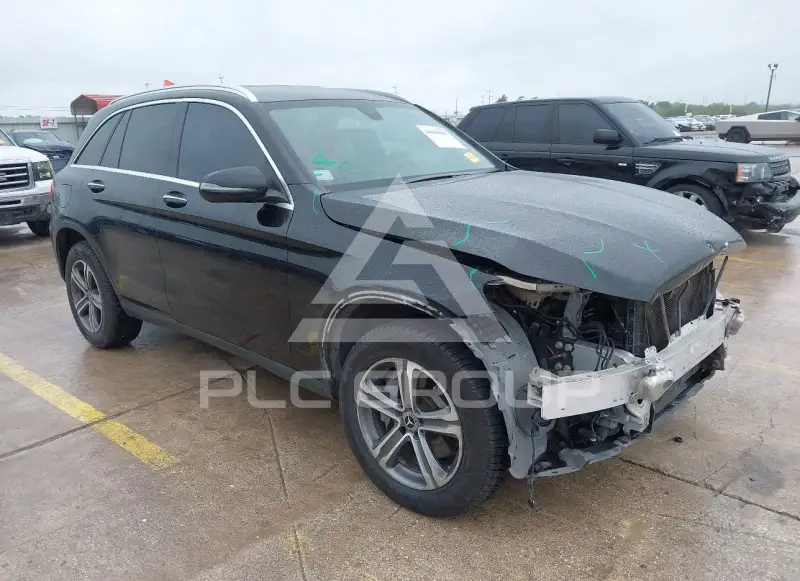 2019 Mercedes Benz GLC 300 фото