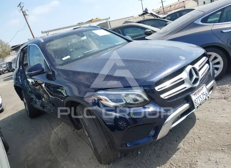 2019 Mercedes Benz GLC 300 фото