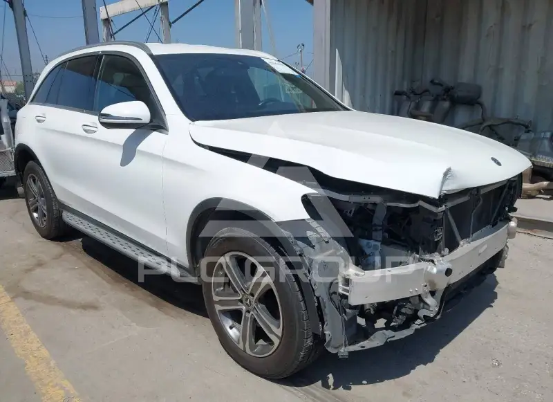 2019 Mercedes Benz GLC 300 фото