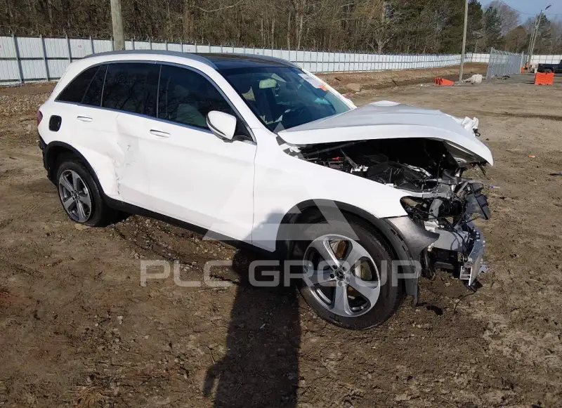 2019 Mercedes Benz GLC 300 фото