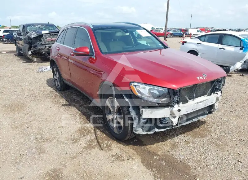 2019 Mercedes Benz GLC 300 фото