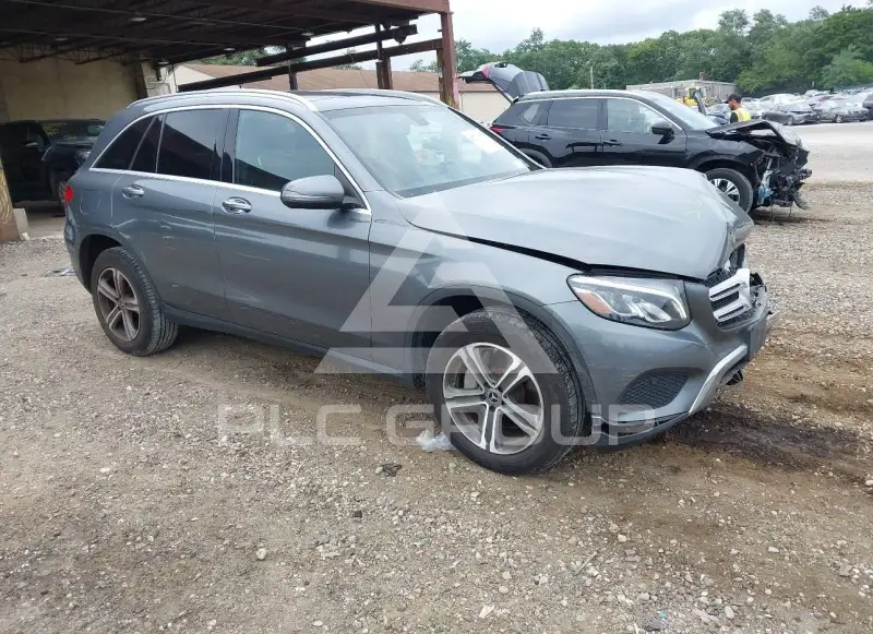 2019 Mercedes Benz GLC 300 фото