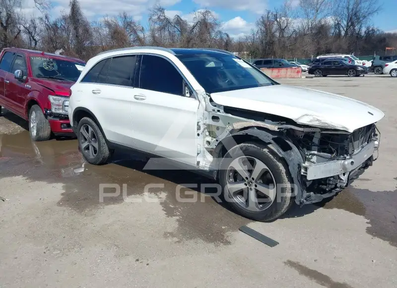 2019 Mercedes Benz GLC 300 фото