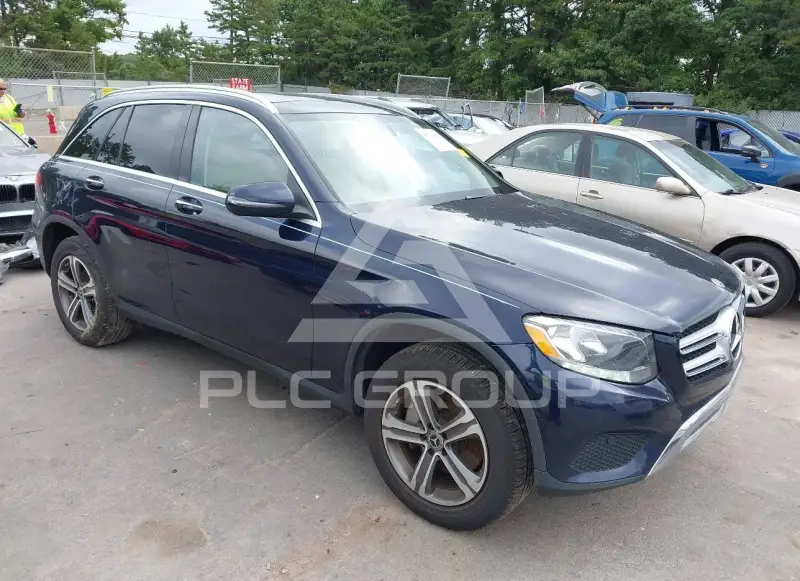 2019 Mercedes Benz GLC 300 фото