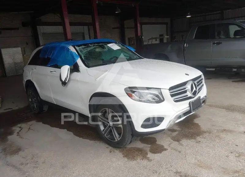 2019 Mercedes Benz GLC 300 фото