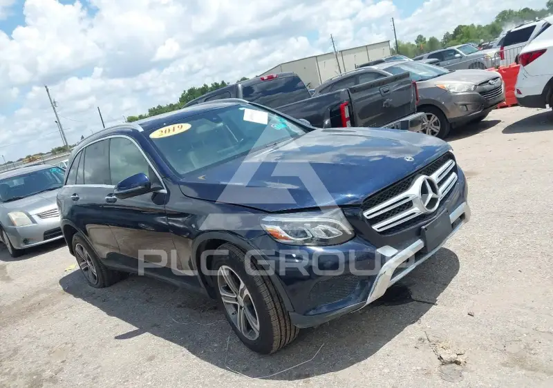 2019 Mercedes Benz GLC 300 фото