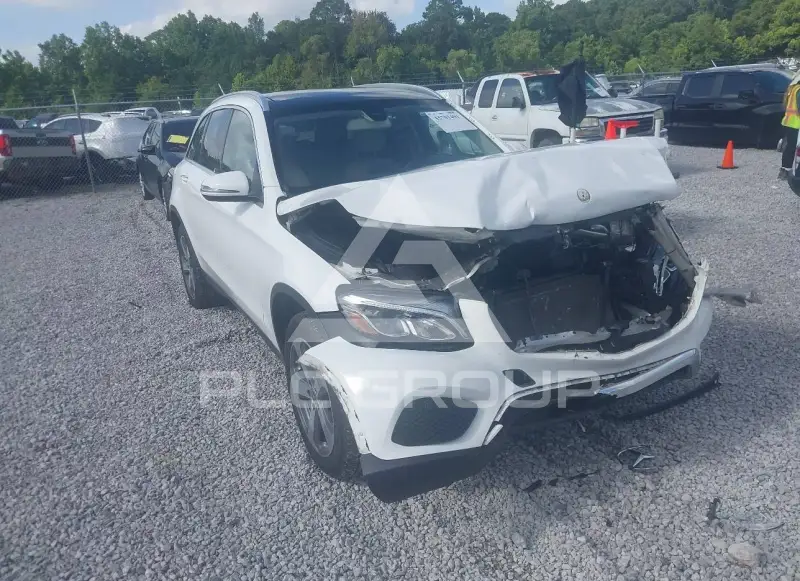 2019 Mercedes Benz GLC 300 фото