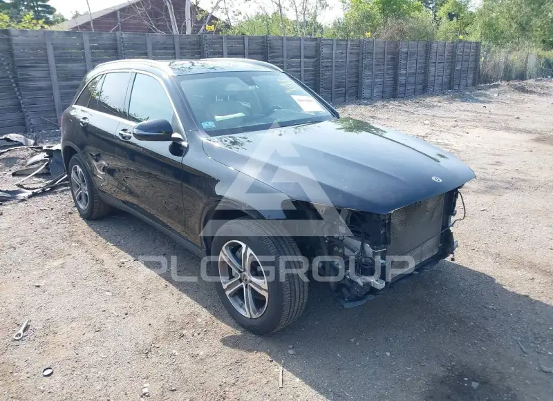 2019 Mercedes Benz GLC 300 фото