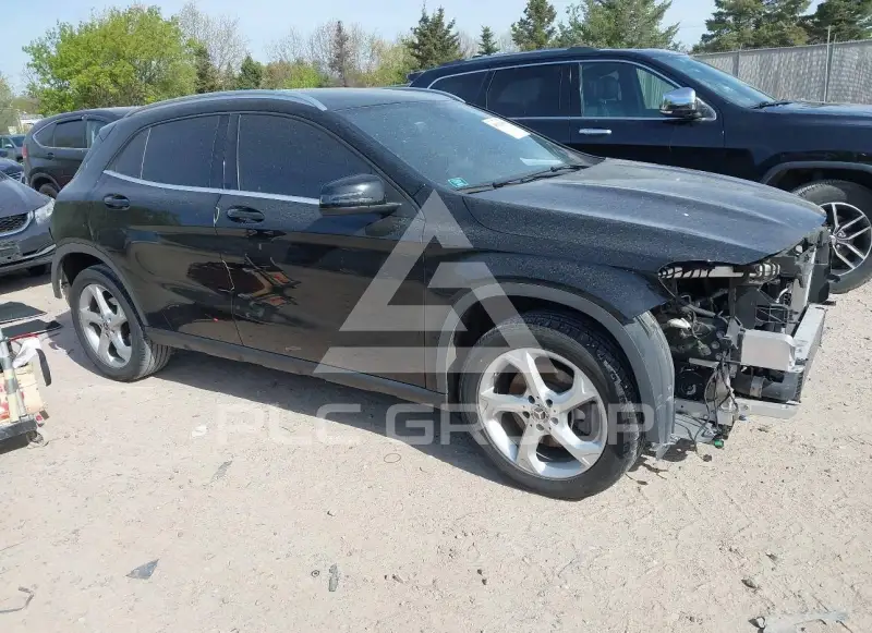 2019 Mercedes Benz GLA 250 фото