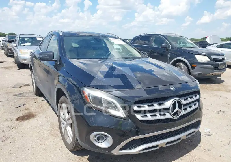 2019 Mercedes Benz GLA 250 photo
