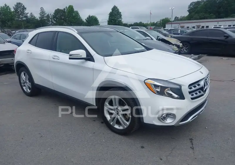 2019 Mercedes Benz GLA 250 photo