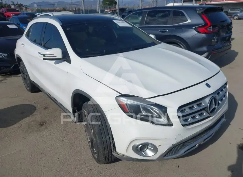 2019 Mercedes Benz GLA 250 photo