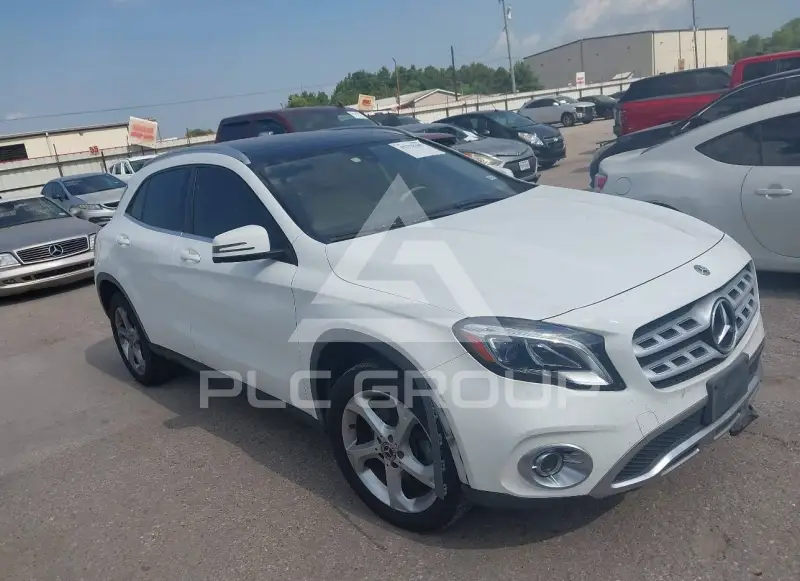 2019 Mercedes Benz GLA 250 photo