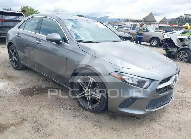2019 Mercedes Benz A 220 фото