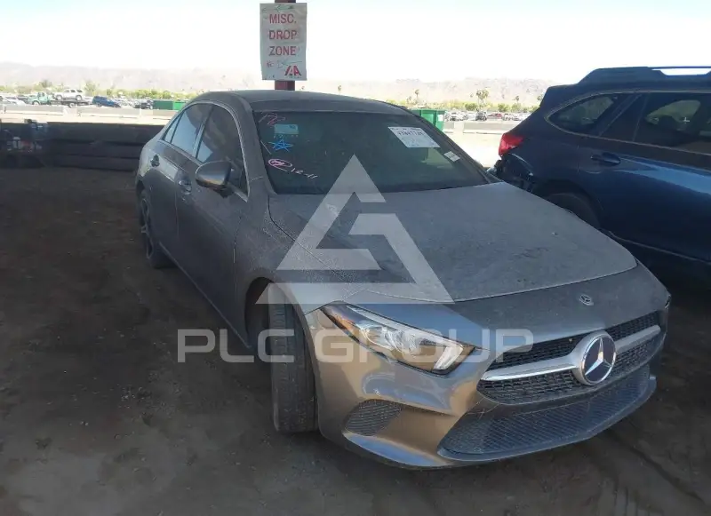2019 Mercedes Benz A 220 фото