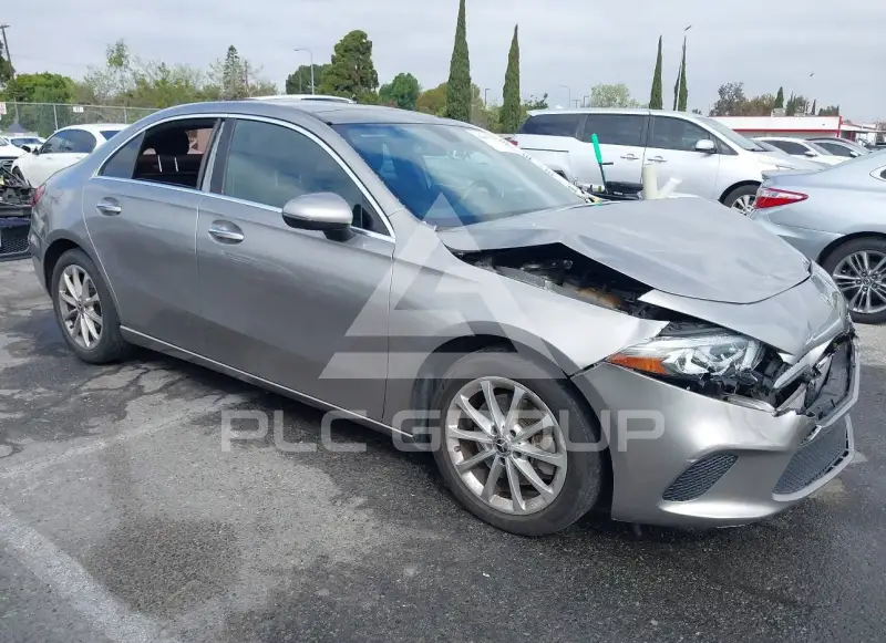 2019 Mercedes Benz A 220 фото
