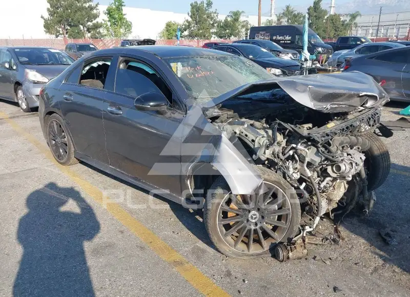 2019 Mercedes Benz A 220 фото