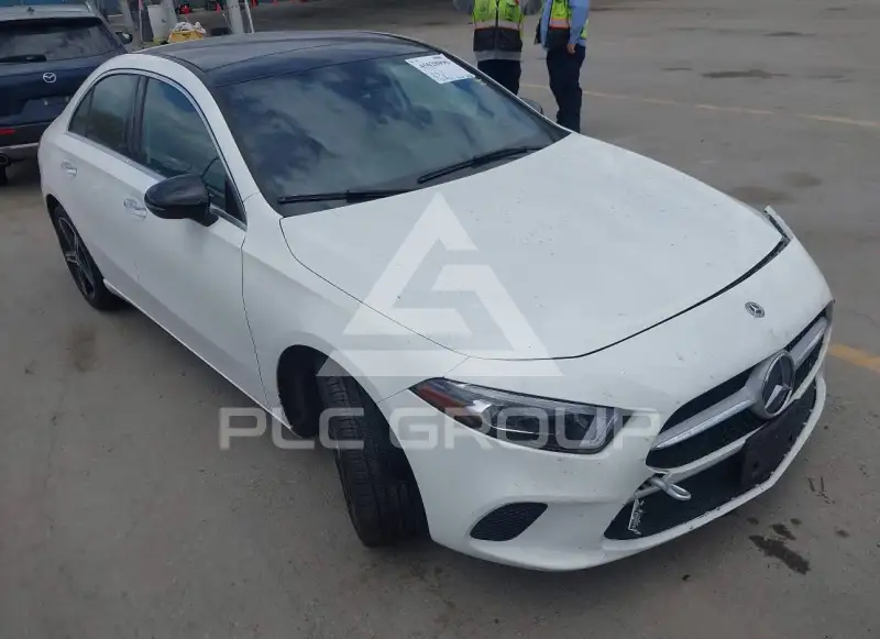 2019 Mercedes Benz A 220 фото