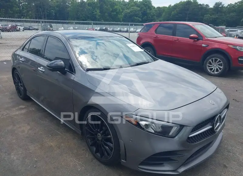 2019 Mercedes Benz A 220 фото