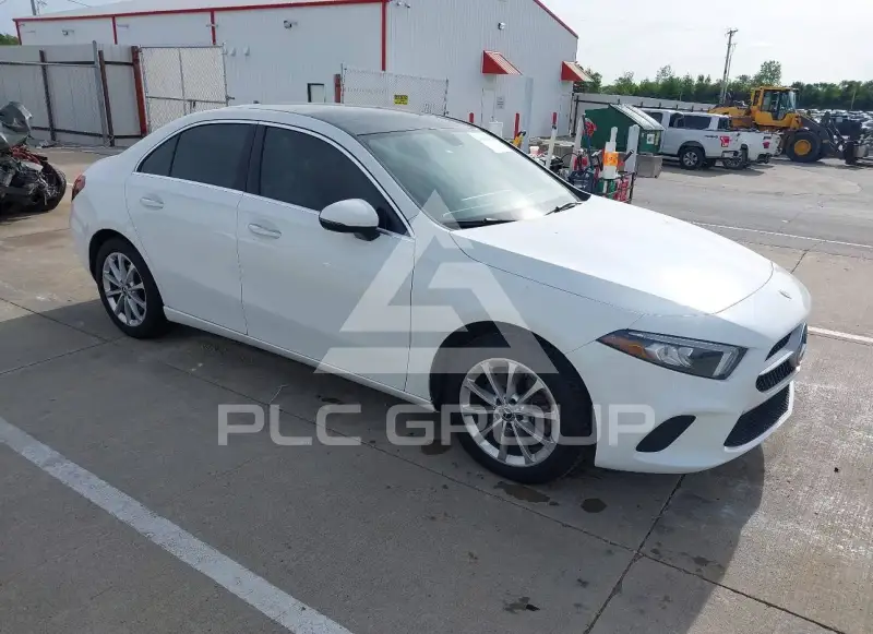 2019 Mercedes Benz A 220 photo