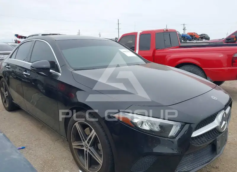 2019 Mercedes Benz A 220 photo